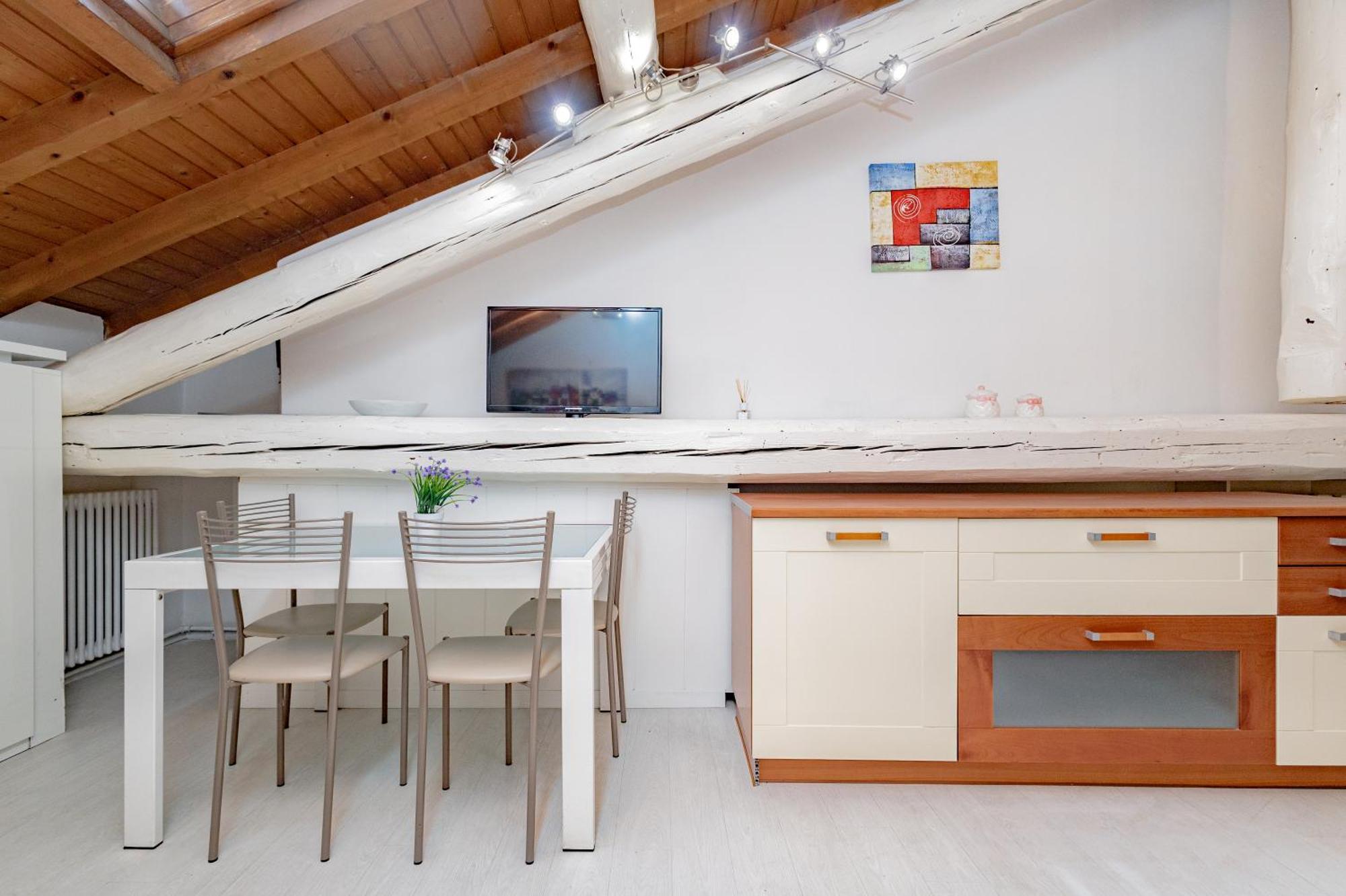 Appartamento Bergamo 24 แบร์กาโม ภายนอก รูปภาพ