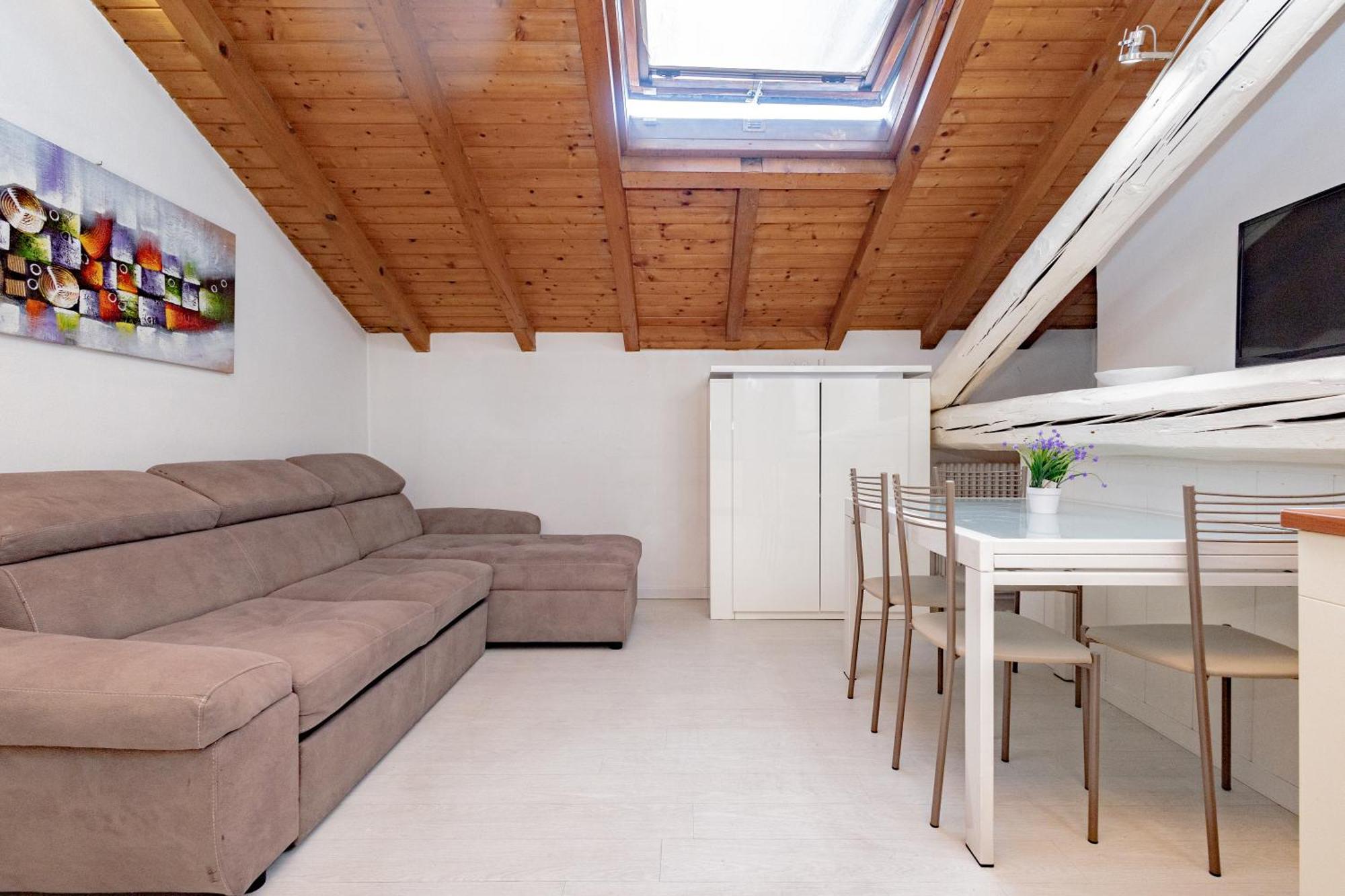 Appartamento Bergamo 24 แบร์กาโม ภายนอก รูปภาพ
